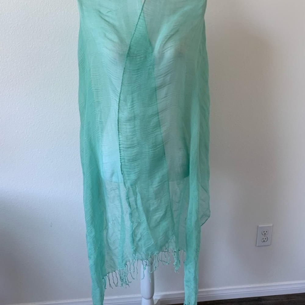 Scarf - Picture 1 of 7